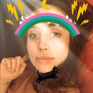 Meet your Posher, Esther